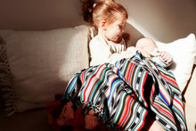 Load image into Gallery viewer, Artisan throw- Mae